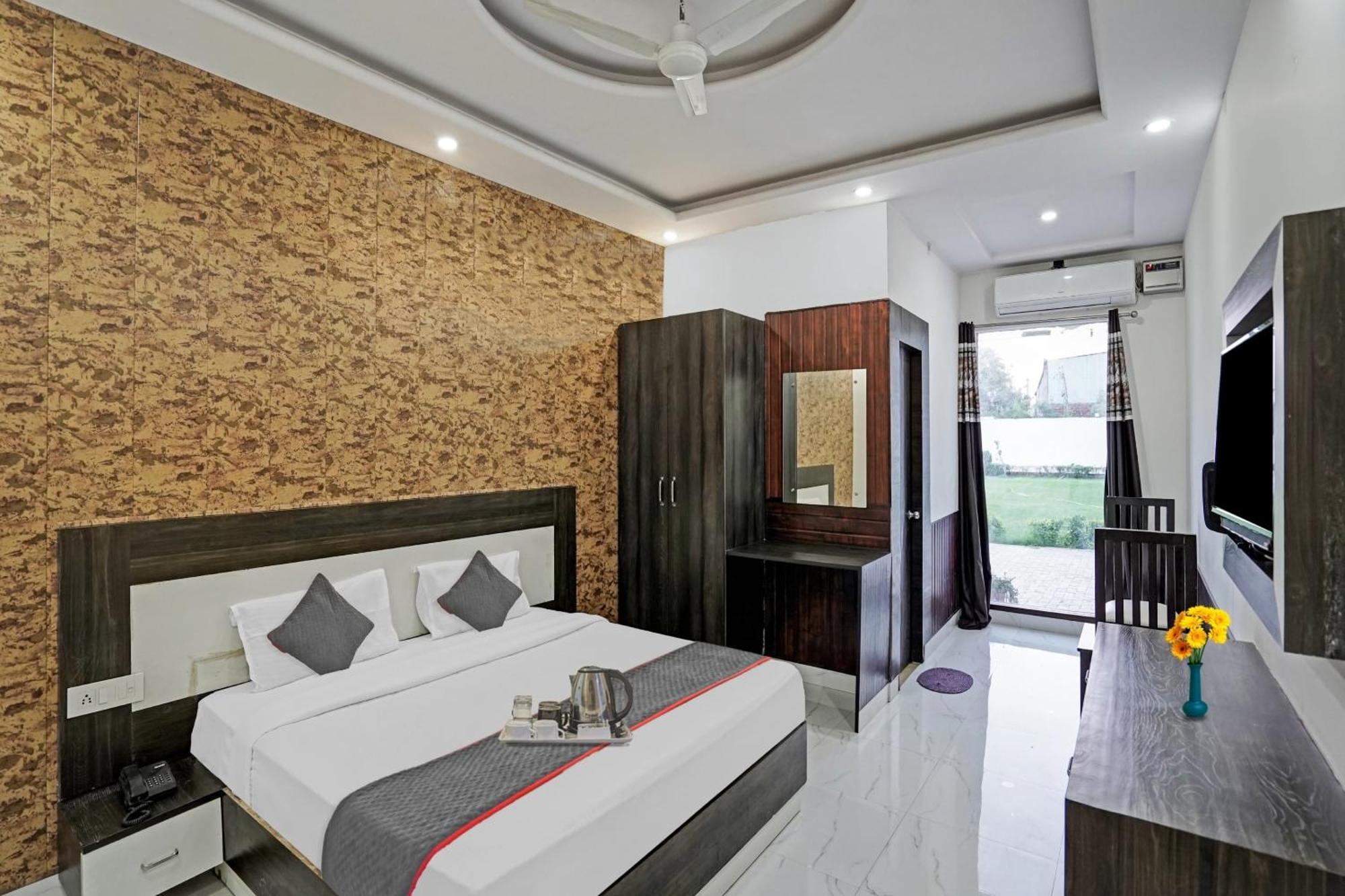 Collection O Rajvanshi Paradise Ґурґаон Екстер'єр фото
